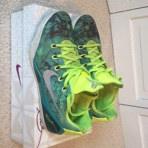 kobe 9 em low easter